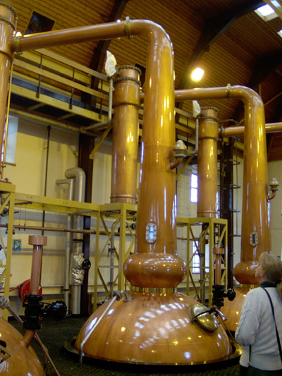 Brennblasen der Glenmorangie Destillerie, 89kB