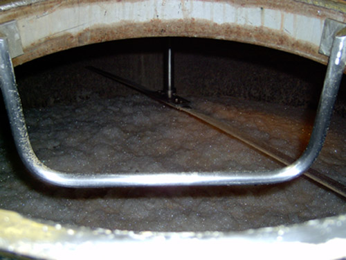 Gärtank (wash back) der Glenmorangie Destillerie, 53kB